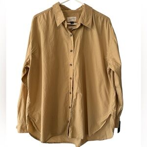 Fall Oversized Tan Button Up Top Size Large in Women
